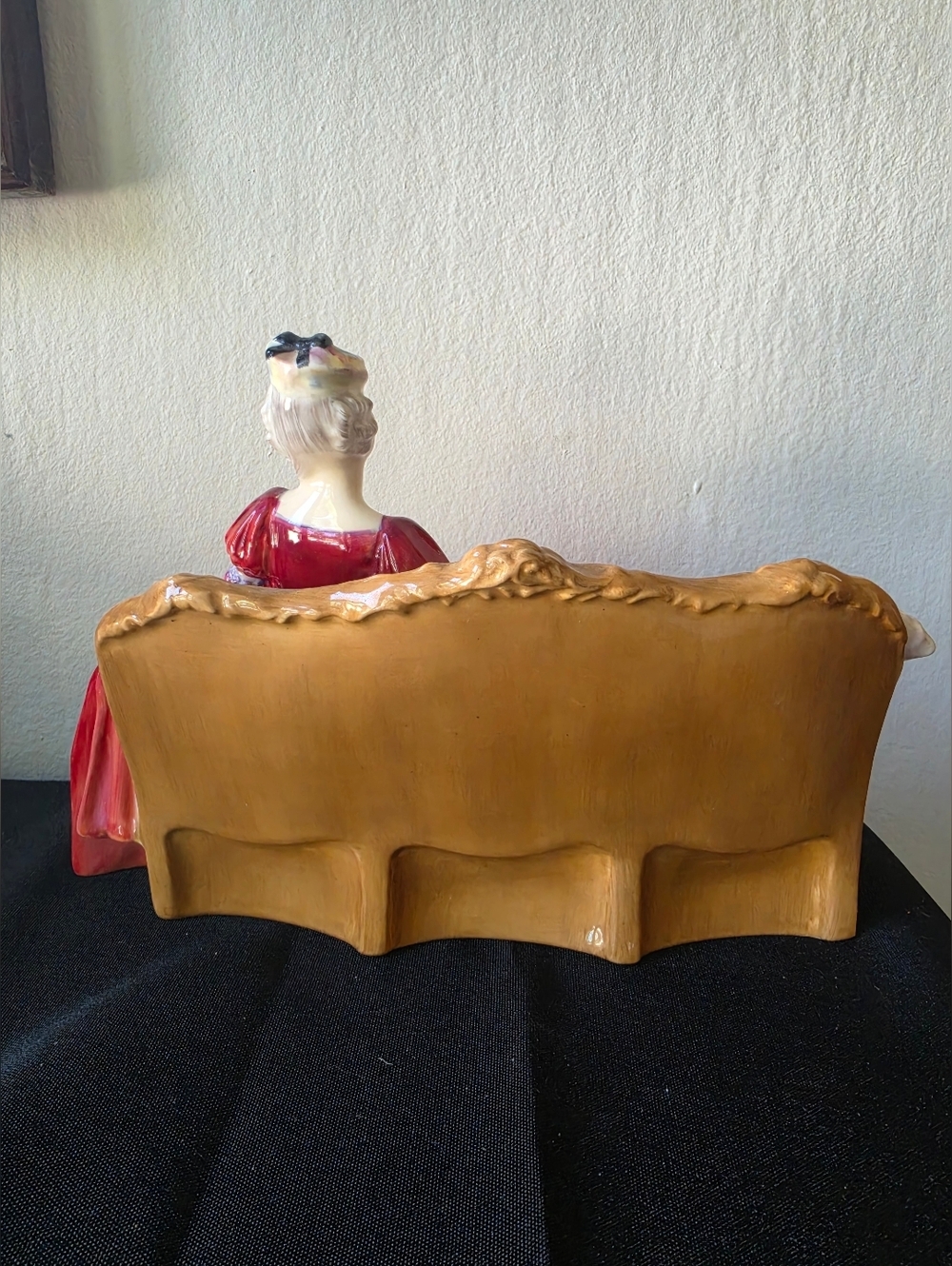 Royal Doulton Figurine Belle O' The Ball HN 1997 - Picture 2 of 3
